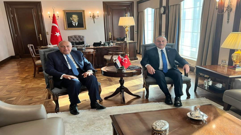 أبرز الملفات المتناولة خلال اجتماع وزير الخارجية التركي بنظيره المصري